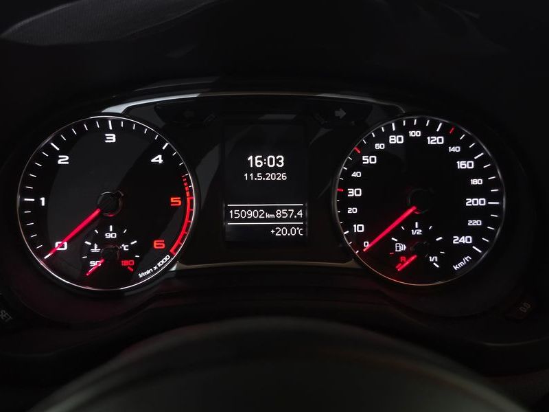 2015 Audi A1 30 TDI Sport photo 8