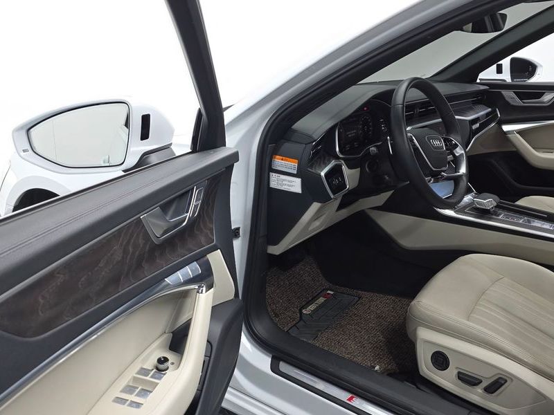2023 Audi A6 45 TFSI Quattro Premium photo 10