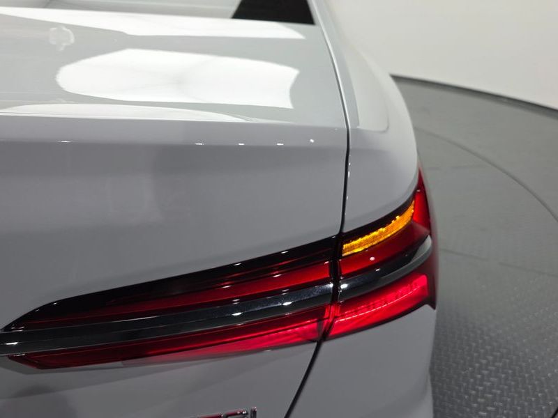 2023 Audi A6 45 TFSI Quattro Premium photo 23