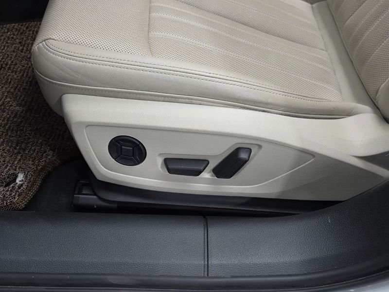 2023 Audi A6 45 TFSI Quattro Premium photo 29