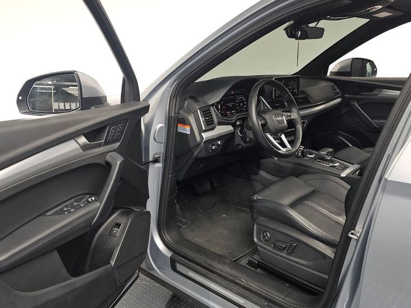 2020 Audi Q5 50 TDI Quattro Premium photo 10