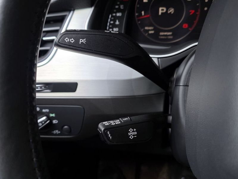 2019 Audi Q7 45 TFSI Quattro photo 28