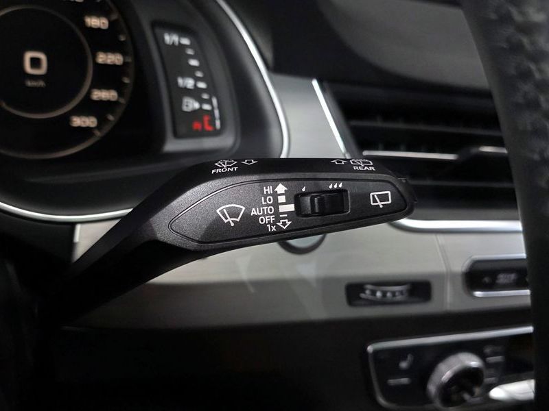 2019 Audi Q7 45 TFSI Quattro photo 29