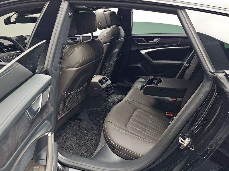 2024 Audi A7 55 TFSI Quattro Premium photo 11