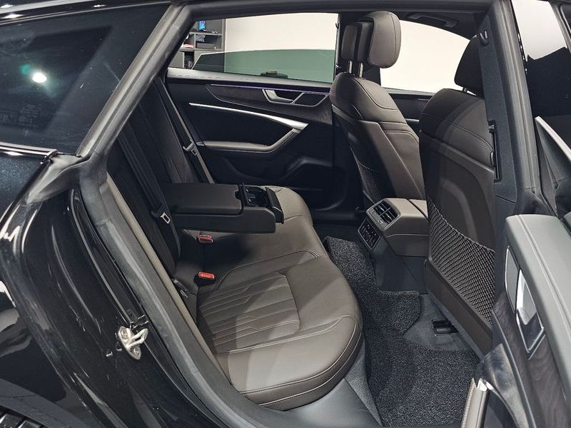 2024 Audi A7 55 TFSI Quattro Premium photo 12