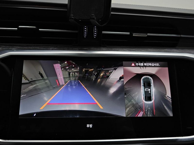 2024 Audi A7 55 TFSI Quattro Premium photo 14