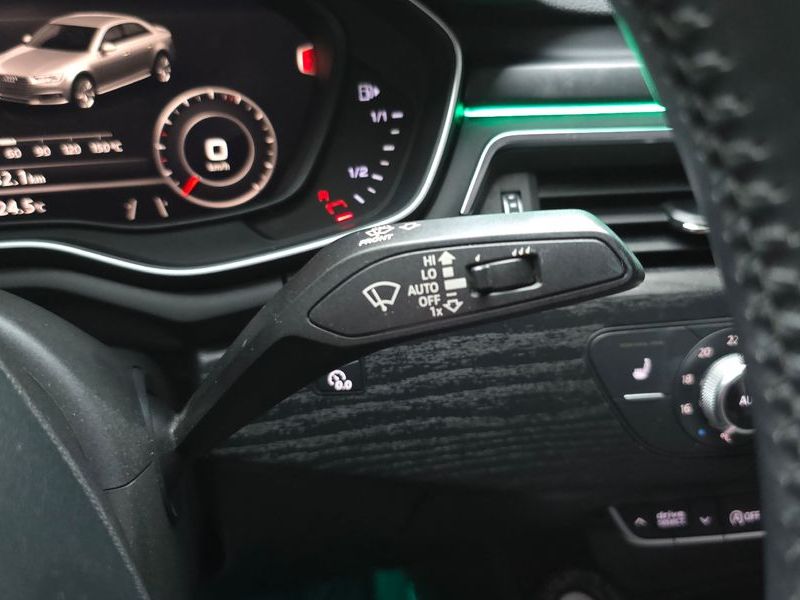 2016 Audi A4 45 TFSI Premium photo 17