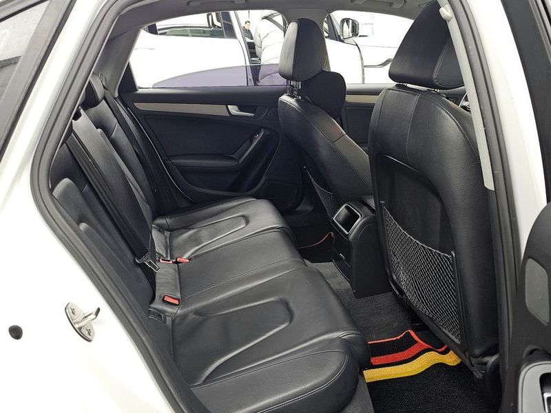 2013 Audi A4 2.0 TDI dynamic B8 photo 12