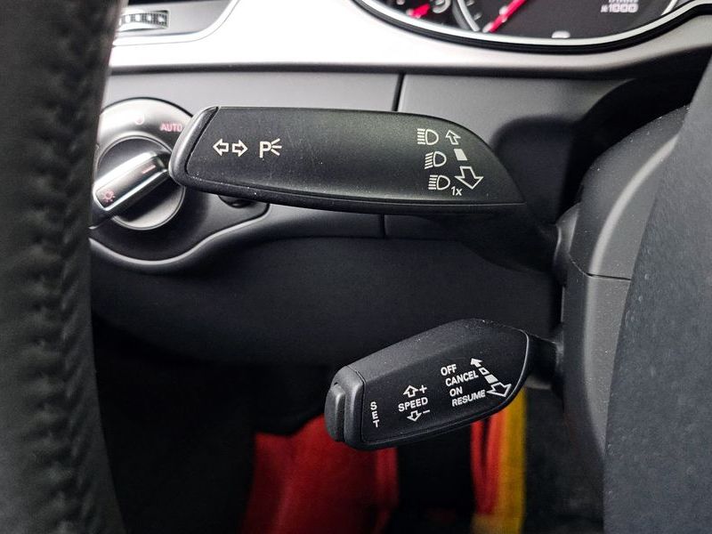 2013 Audi A4 2.0 TDI dynamic B8 photo 14