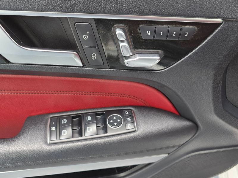 2014 Mercedes-Benz E-Class E200 Coupe photo 14