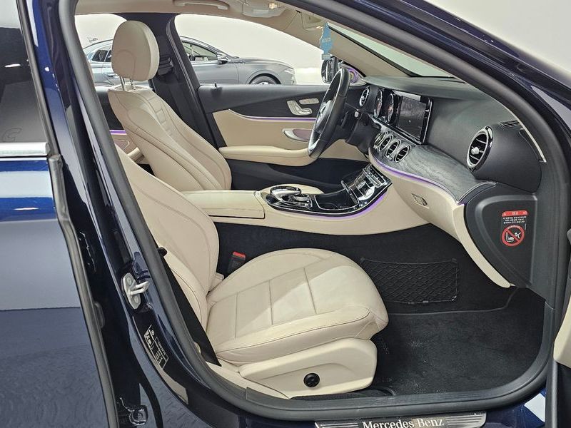 2017 Mercedes-Benz E-Class E220d Avantgarde photo 11