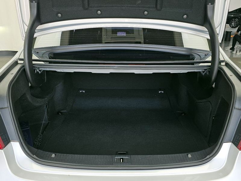 2014 Mercedes-Benz E-Class E300 Avangard photo 20
