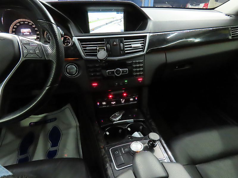 2013 Mercedes-Benz E-Class E220 CDI Avantgarde photo 11