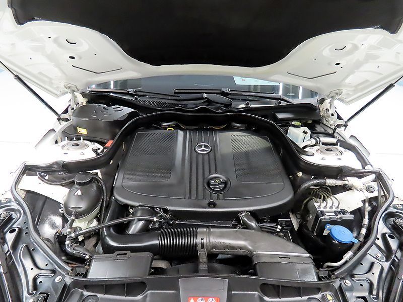 2013 Mercedes-Benz E-Class E220 CDI Avantgarde photo 19