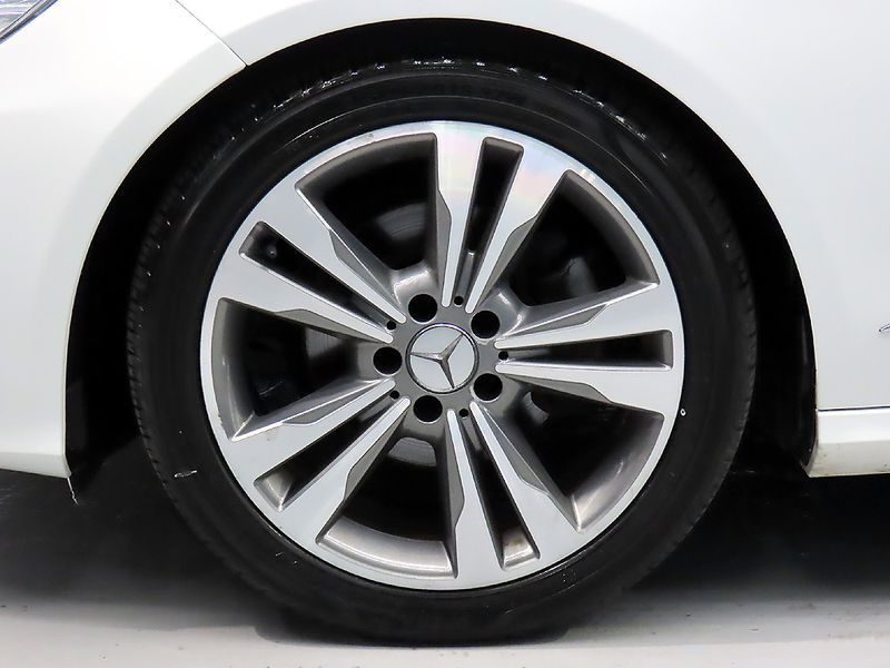 2013 Mercedes-Benz E-Class E220 CDI Avantgarde photo 20