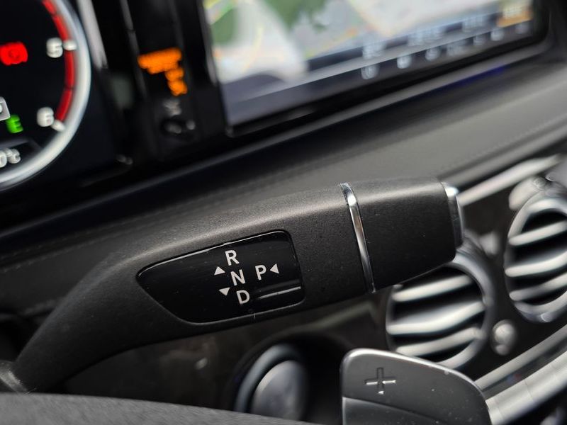 2016 Mercedes-Benz S-Class S350 d 4MATIC photo 9
