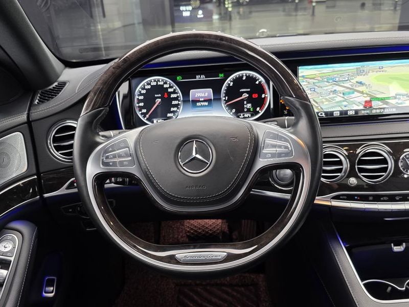 2016 Mercedes-Benz S-Class S350 d 4MATIC photo 13
