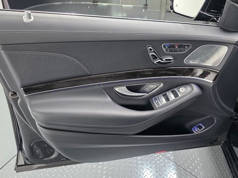 2016 Mercedes-Benz S-Class S350 d 4MATIC photo 24