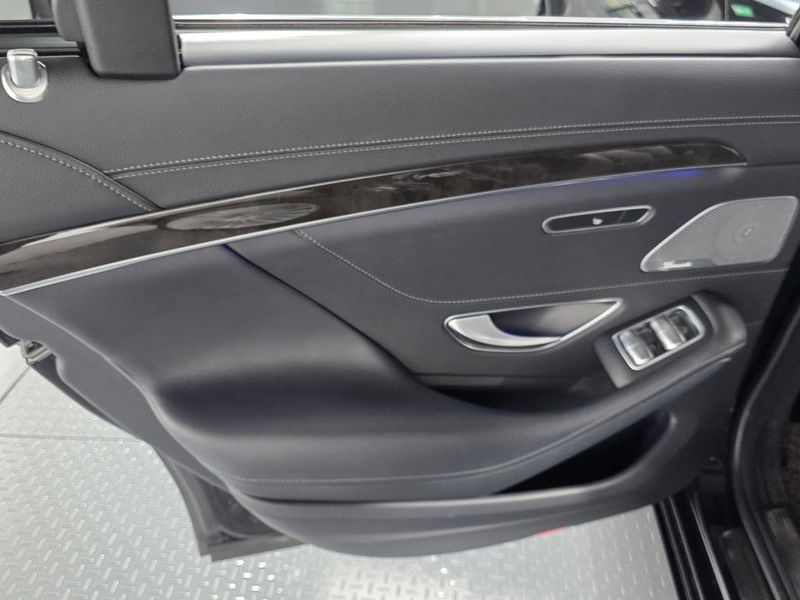 2016 Mercedes-Benz S-Class S350 d 4MATIC photo 25