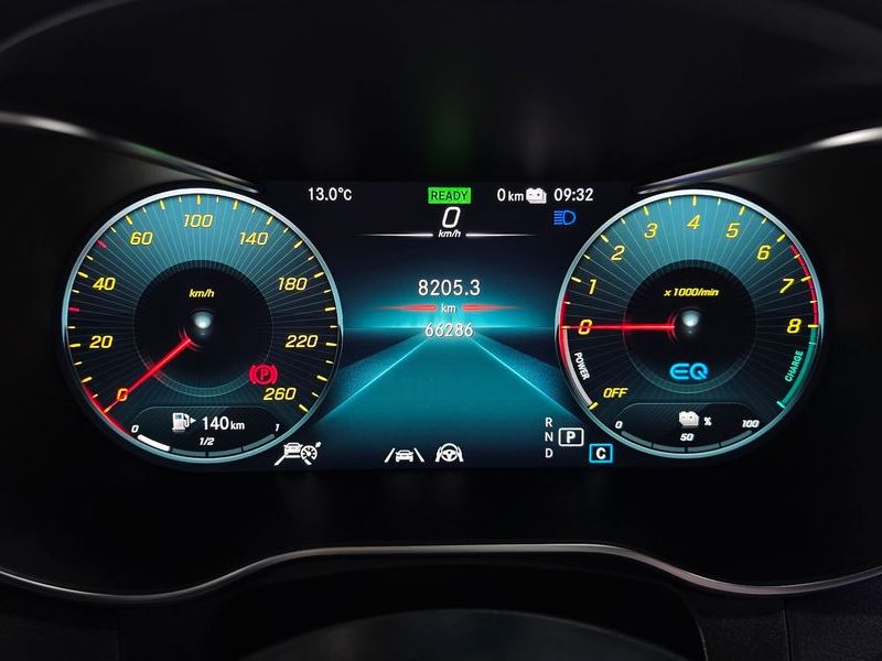 2022 Mercedes-Benz C-Class GLC300e 4MATIC Coupe photo 8