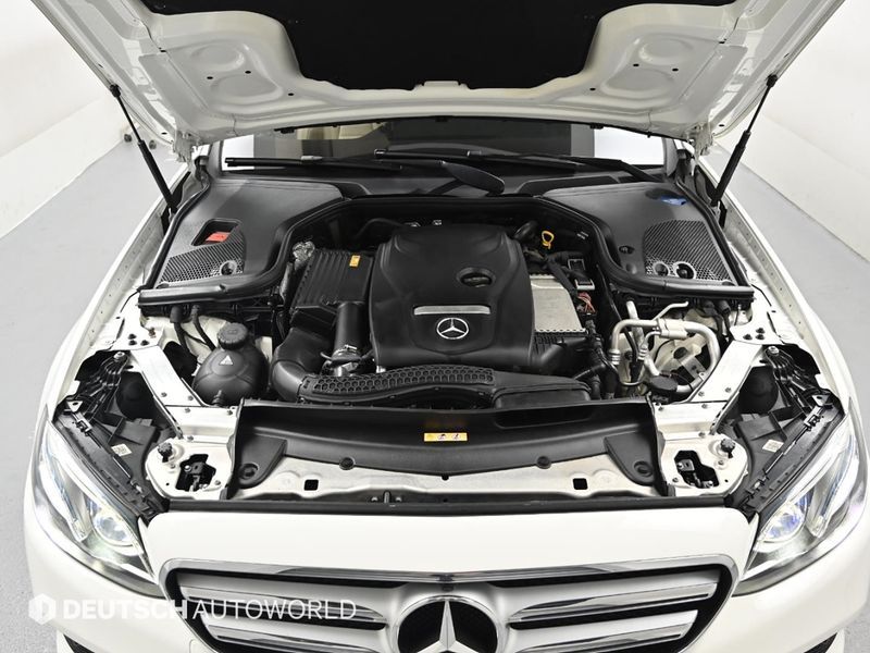 2017 Mercedes-Benz E-Class E300 Avantgarde photo 20