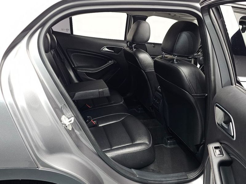 2015 Mercedes-Benz A-Class GLA200 CDI 4MATIC photo 11