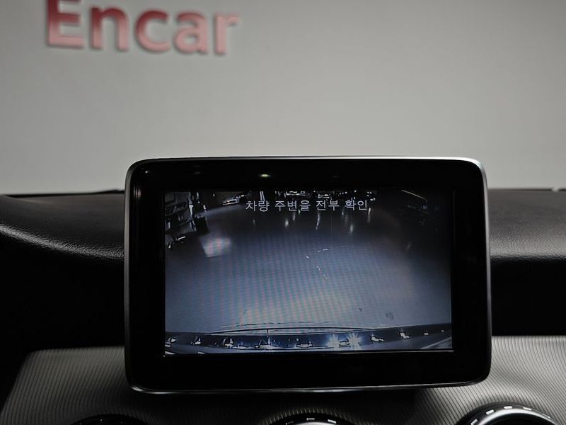 2015 Mercedes-Benz A-Class GLA200 CDI 4MATIC photo 15