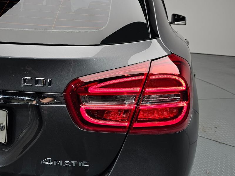 2015 Mercedes-Benz A-Class GLA200 CDI 4MATIC photo 23
