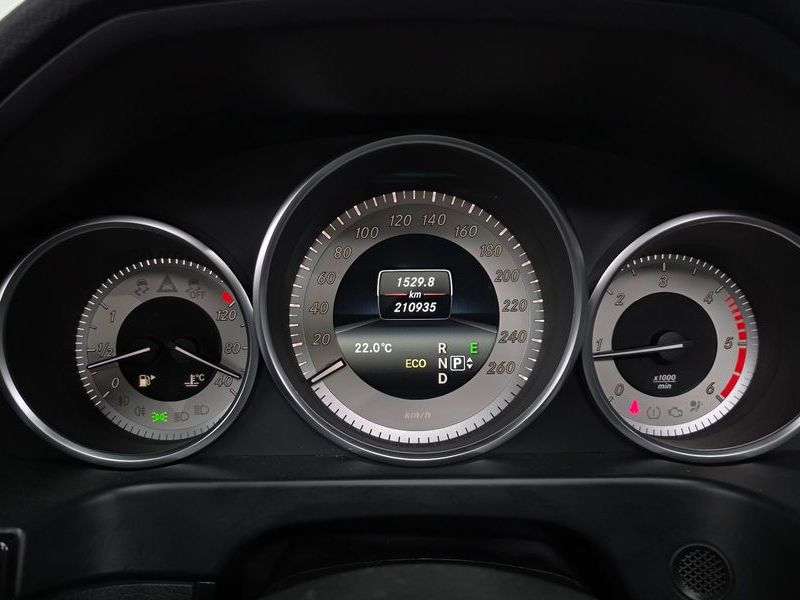2014 Mercedes-Benz E-Class E220 CDI Avantgarde photo 8