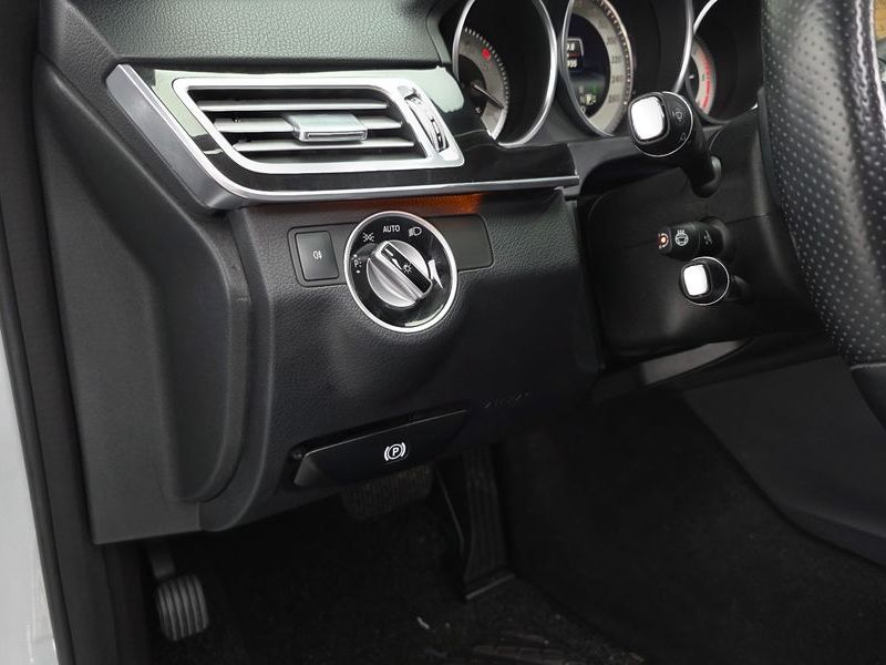 2014 Mercedes-Benz E-Class E220 CDI Avantgarde photo 13