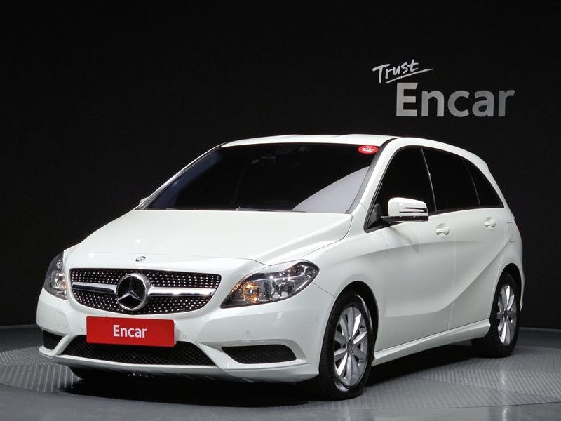 2013 Mercedes-Benz B-Class B200 CDI Blue efficiency photo 1