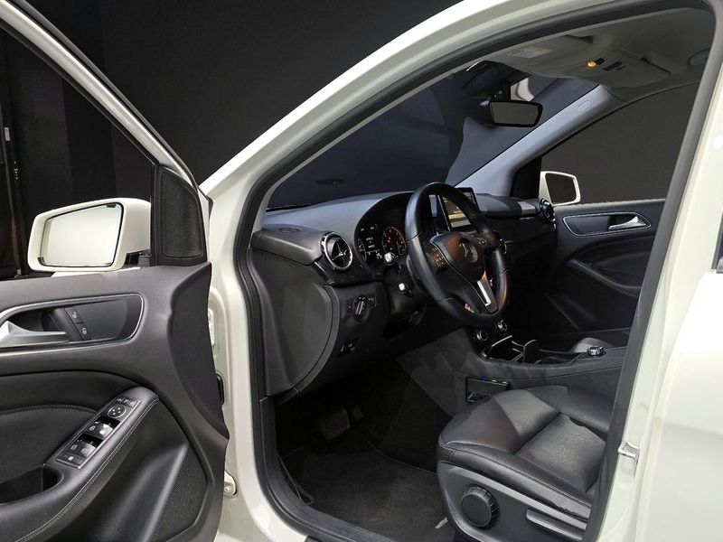 2013 Mercedes-Benz B-Class B200 CDI Blue efficiency photo 10