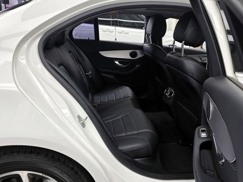 2015 Mercedes-Benz C-Class C200 Avantgarde photo 12