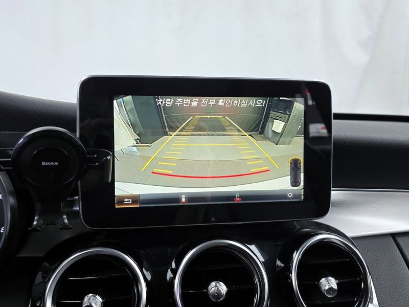 2015 Mercedes-Benz C-Class C200 Avantgarde photo 15
