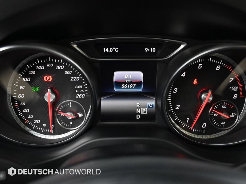 2018 Mercedes-Benz A-Class GLA220 Premium photo 11