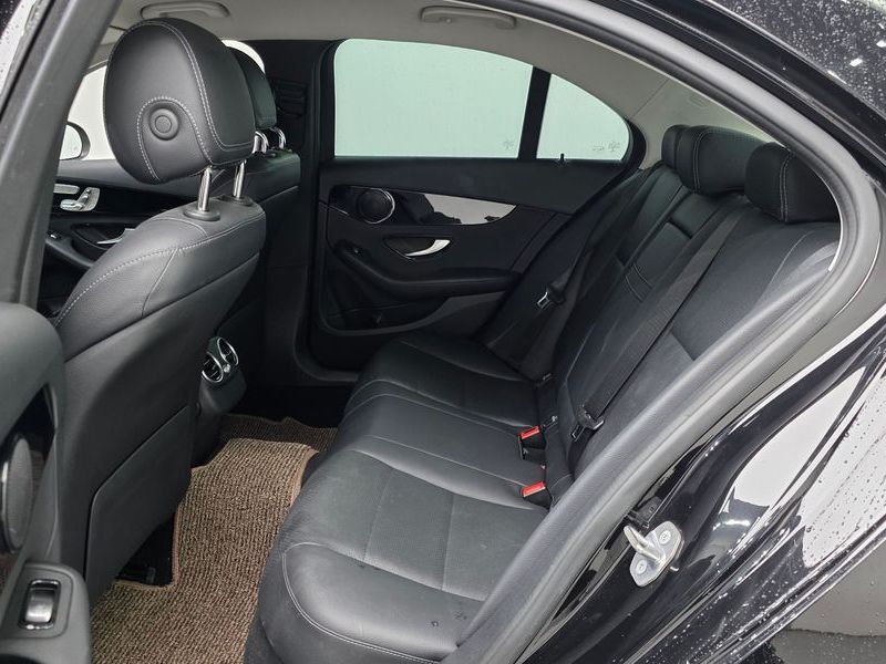 2019 Mercedes-Benz C-Class C200 photo 12