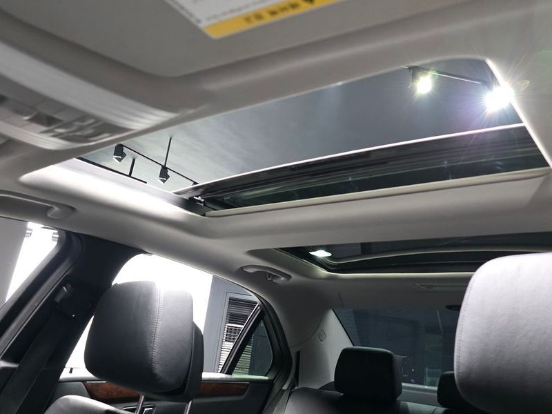 2012 Mercedes-Benz E-Class E300 Elegance photo 19