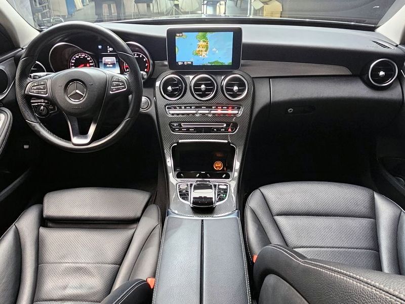 2015 Mercedes-Benz C-Class C200 photo 7