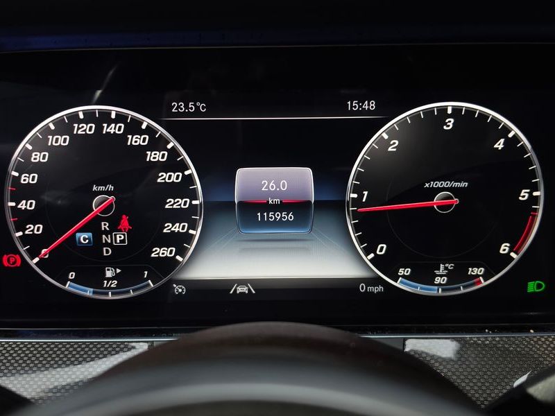 2020 Mercedes-Benz S-Class CLS300d AMG Line photo 8