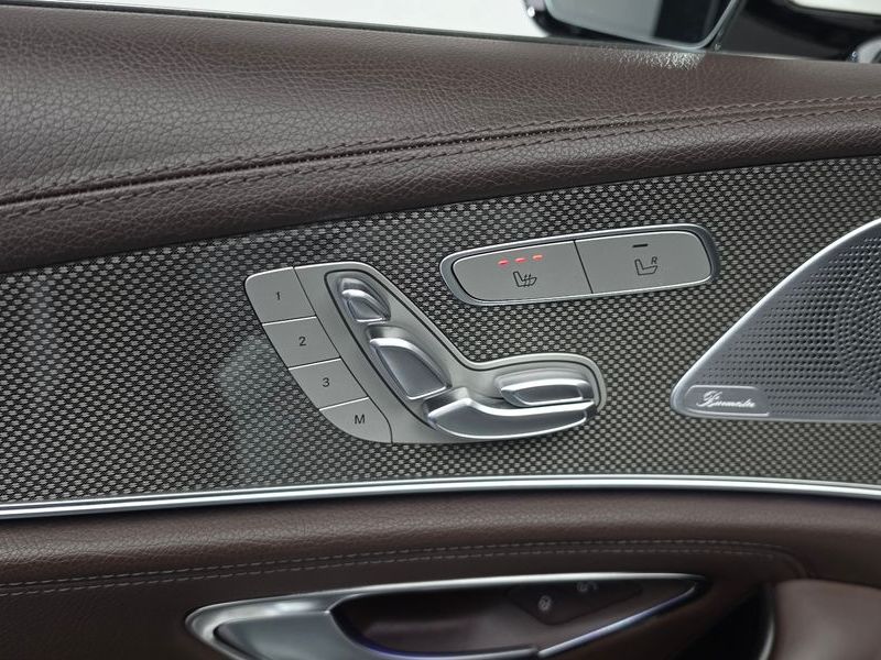 2020 Mercedes-Benz S-Class CLS300d AMG Line photo 30