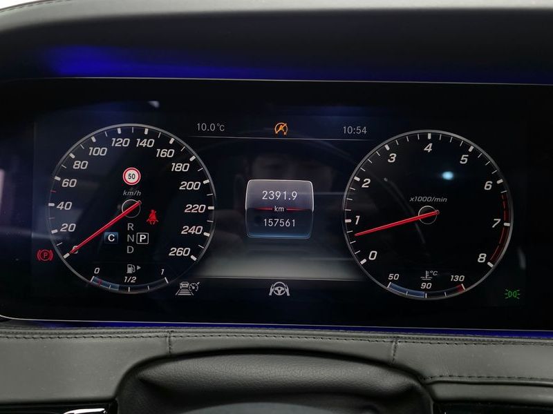 2018 Mercedes-Benz S-Class Maybach S560 4MATIC photo 8