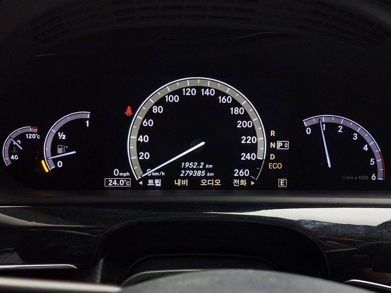 2012 Mercedes-Benz S-Class S350 BlueTEC photo 8