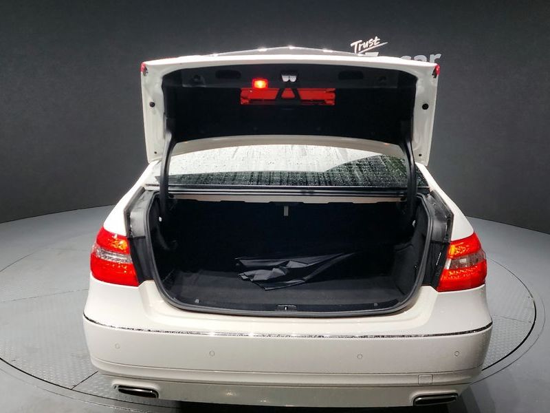 2013 Mercedes-Benz E-Class E220 CDI Avantgarde photo 20