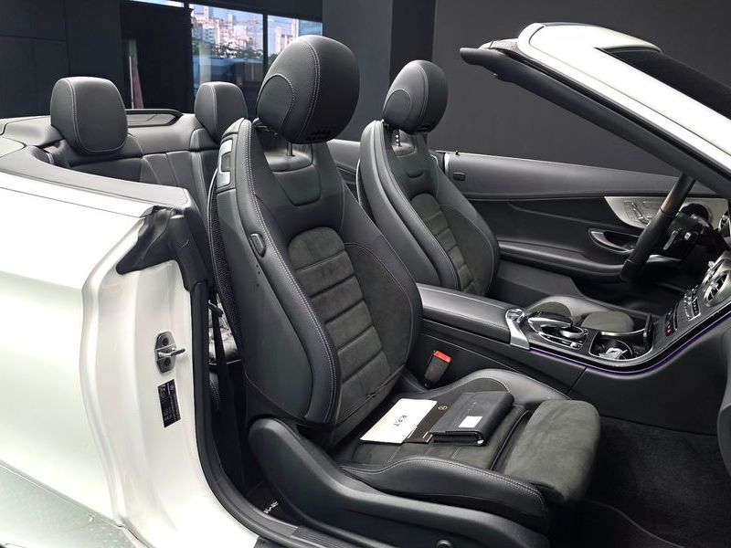 2023 Mercedes-Benz C-Class C200 Cabriolet photo 12
