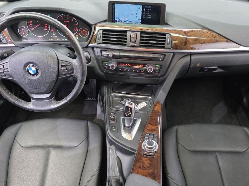 2013 BMW 3 Series 320d xDrive photo 7