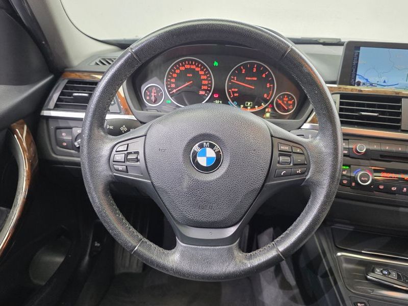 2013 BMW 3 Series 320d xDrive photo 15