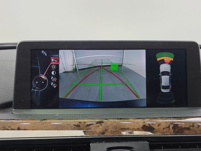 2013 BMW 3 Series 320d xDrive photo 17