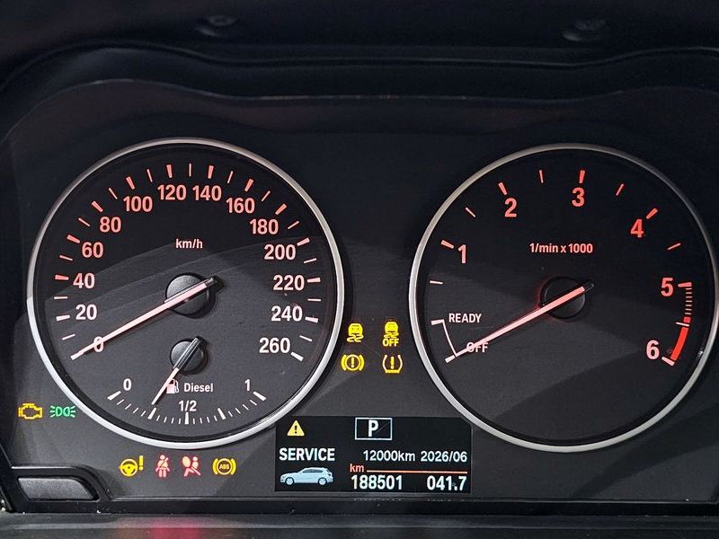 2014 BMW 1 Series 118d Urban Pack1 5Dr photo 8