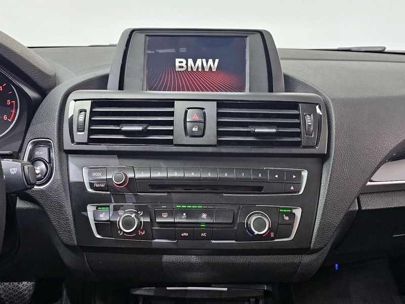 2014 BMW 1 Series 118d Urban Pack1 5Dr photo 13