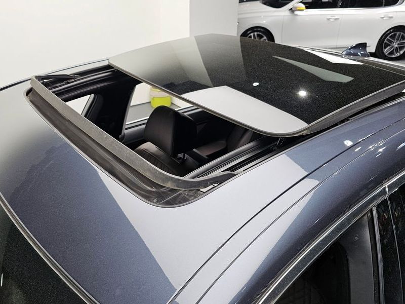 2016 BMW 7 Series 730Ld xDrive photo 16